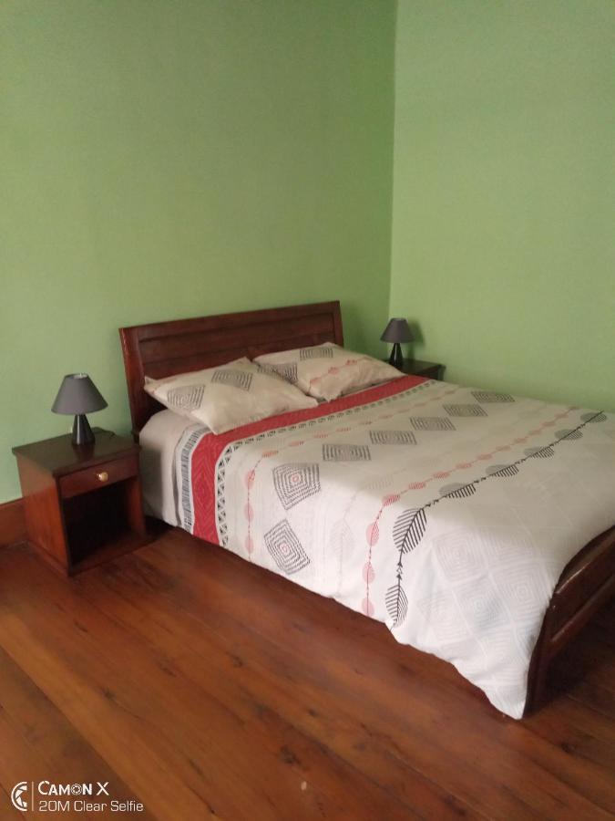 Le Manoir Panzió Antananarivo Kültér fotó