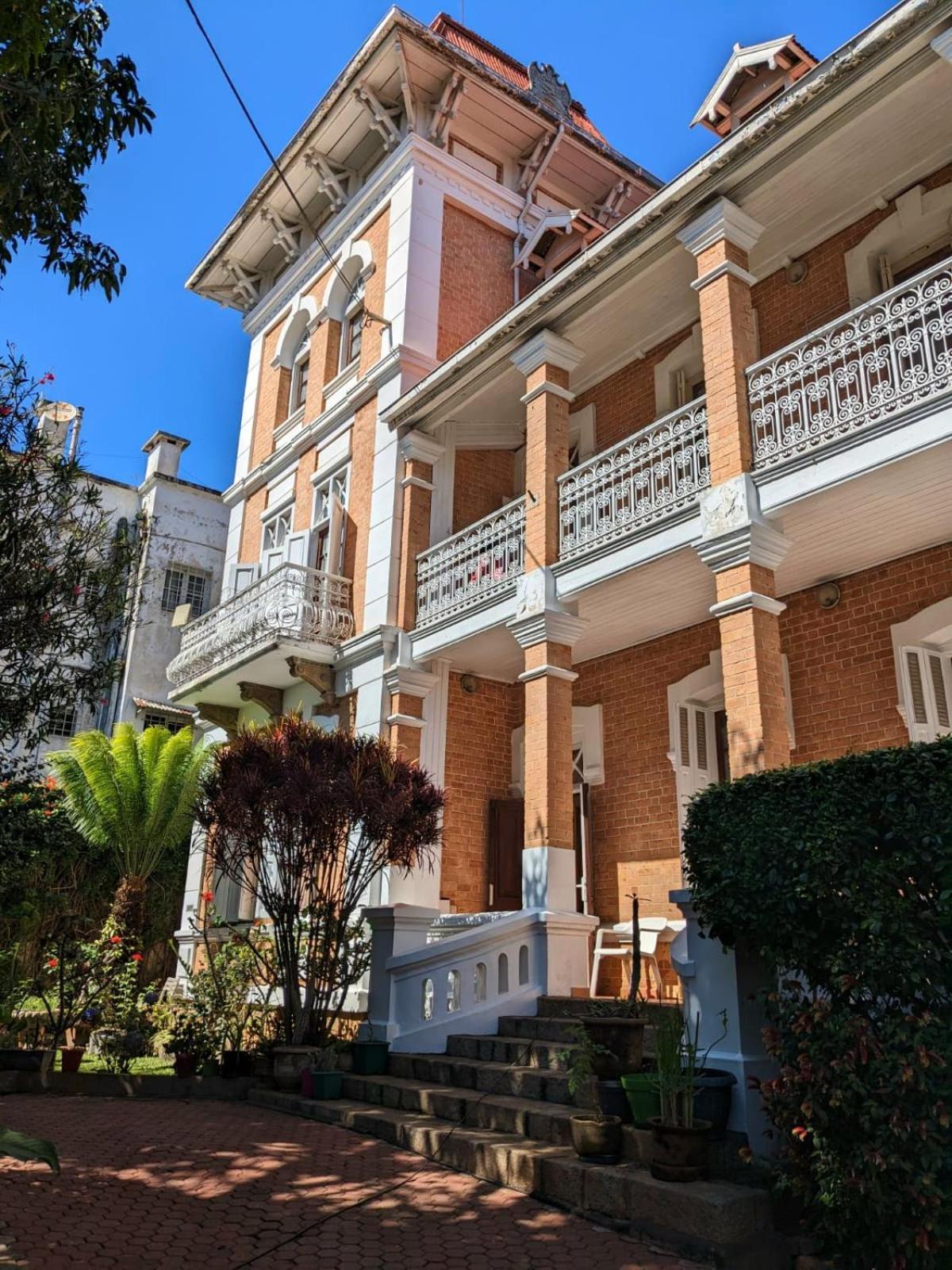 Le Manoir Panzió Antananarivo Kültér fotó